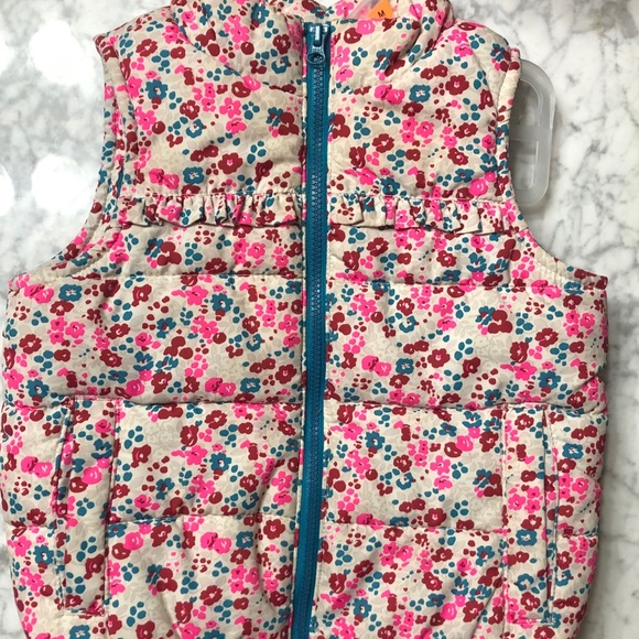 Genuine Kids by Oshkosh Puffer Floral Vest!!! - Picture 4 of 7